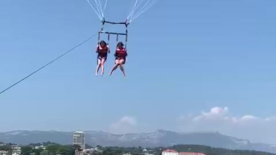 Parachute: Le touché d'eau